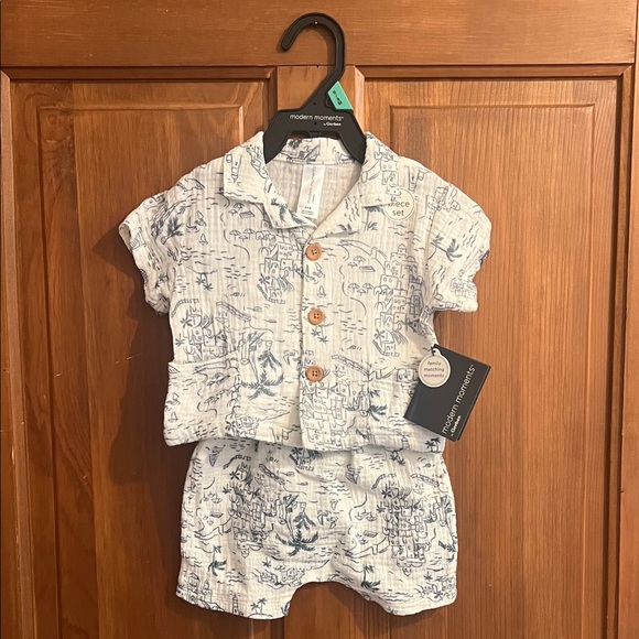 Modern Moments Other - NWT Modern Moments 2 Piece Set 6/9M